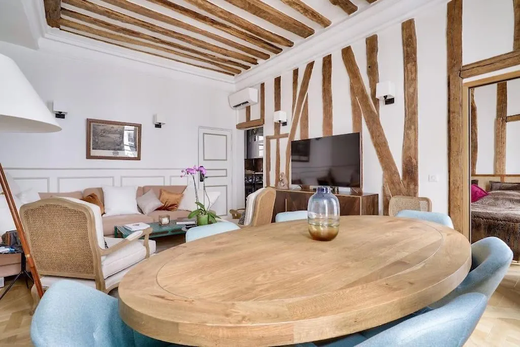 Grandiose Appartement Au Coeur De Paris